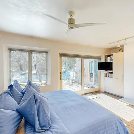 Tucked Away In Holiday home Taos Ski Valley
